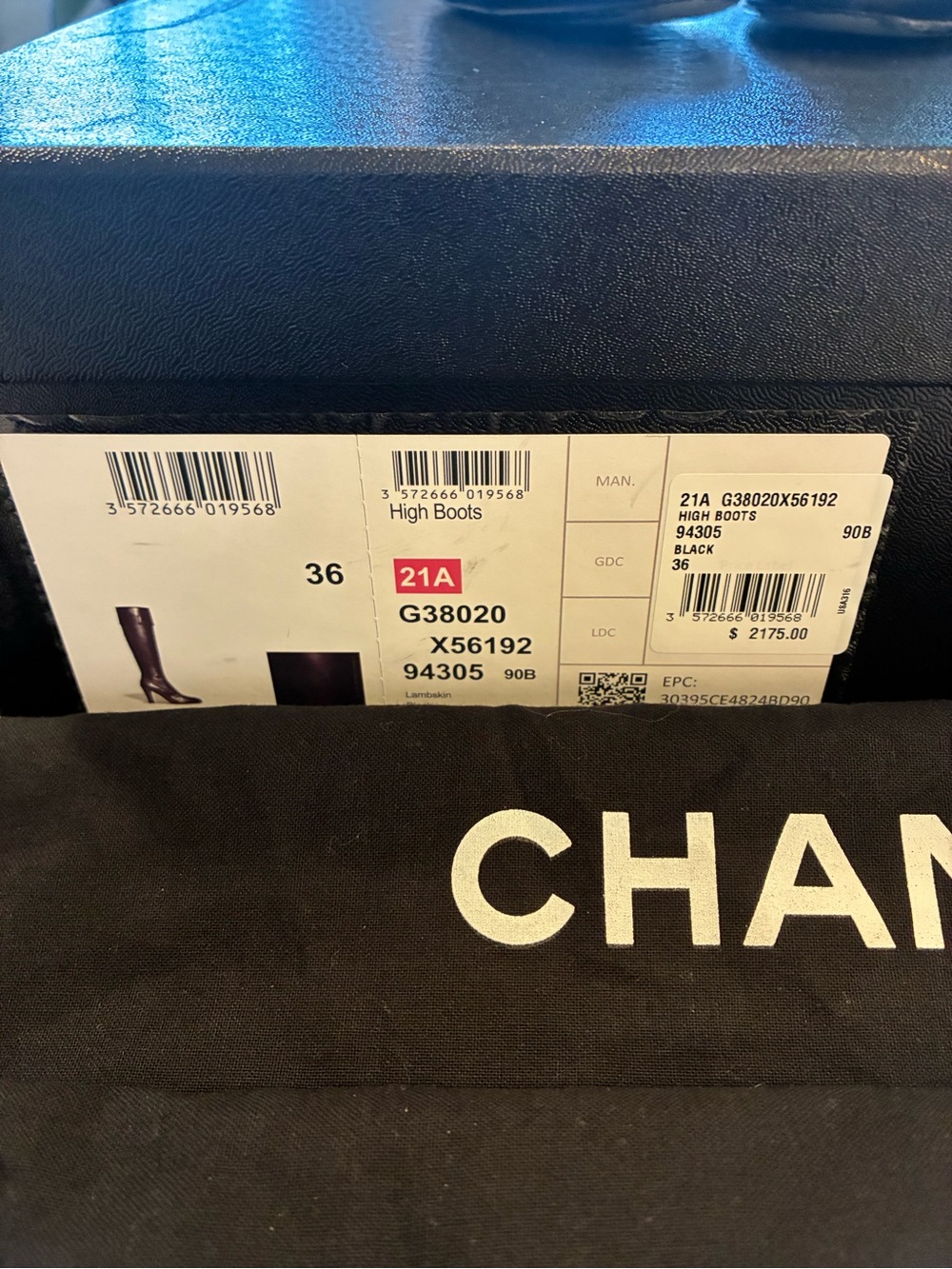 Chanel High Boots With Fold Over At The Top - Picture 2 of 11